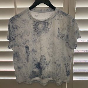 Lululemon train to be cropped tee